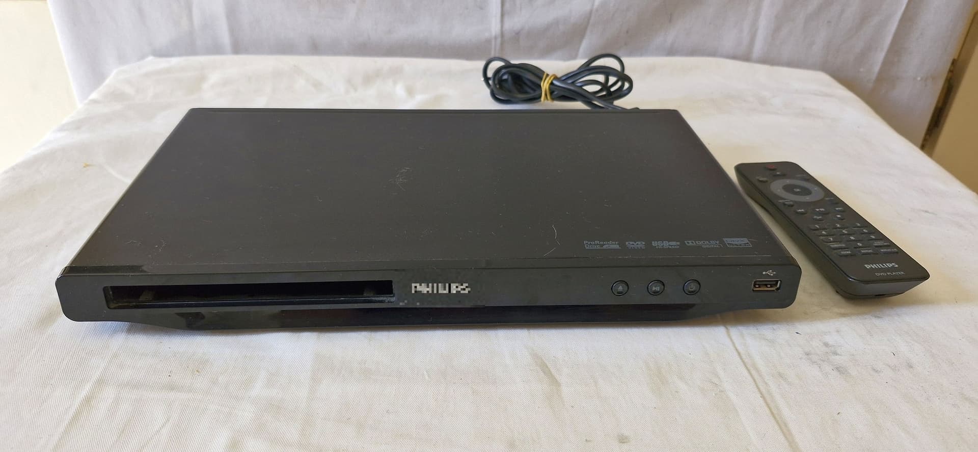 Lecteur DVD/CD audio Philips modèle DVP3850/12, 220/240V avec sa télécommande  à St Pierre les Etieux — 25 €