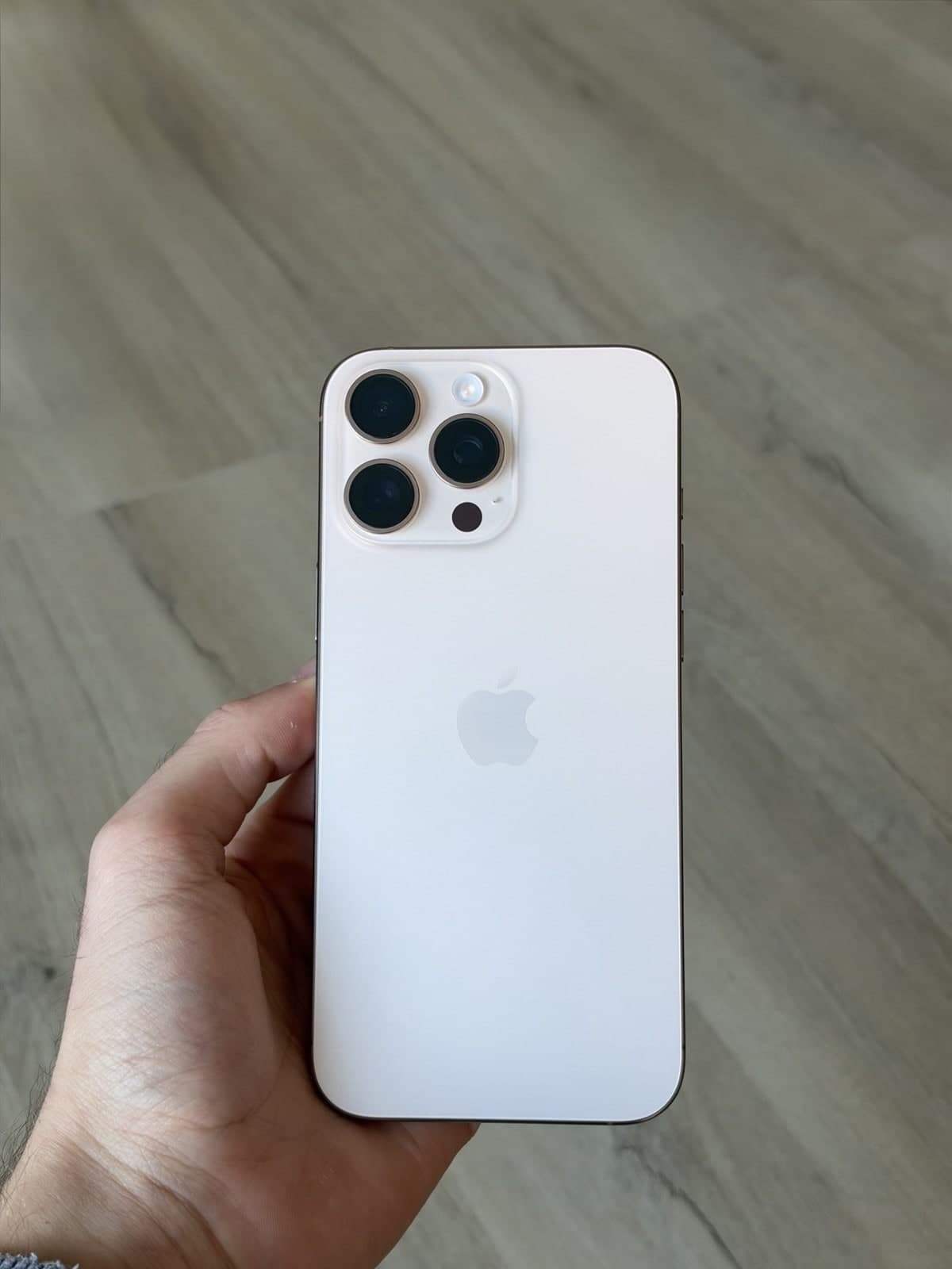 IPHONE 16 PRO 2 TO  — photo 3