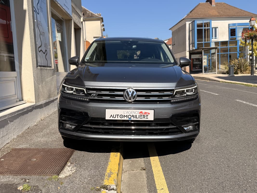 Volkswagen Tiguan Allspace 2.0 TDI 150 R-LINE+Options - 2019 — photo 2