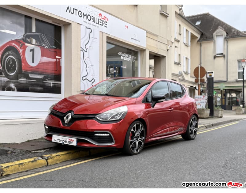 Renault Clio IV R.S. 1.6 T 220 Trophy EDC - 2016 - 73900 km à La Croix Verte — 15 490 €