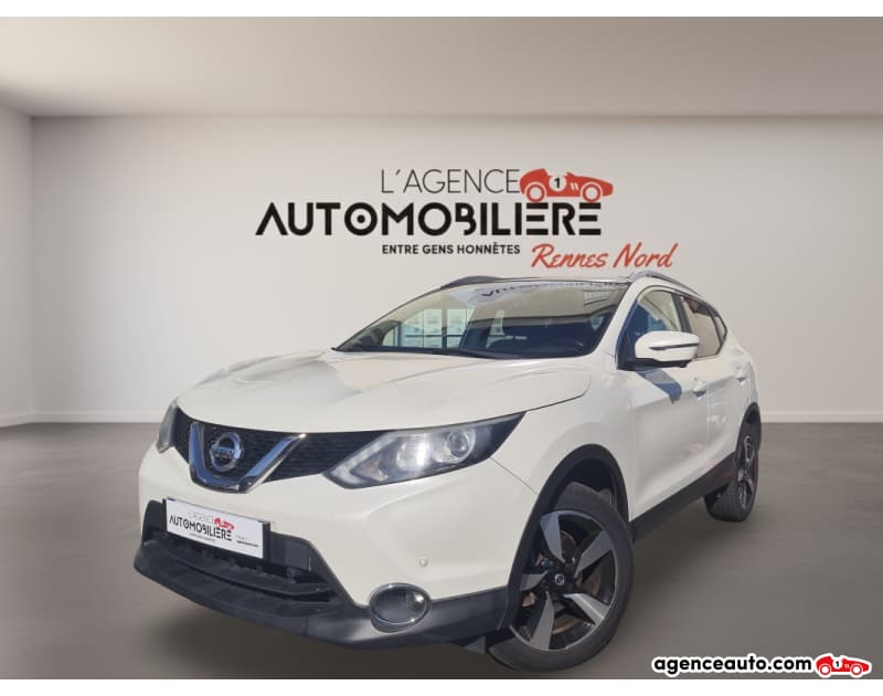Nissan Qashqai II 1.5 DCI 110 N-CONNECTA BVM6 Blanc 2016 à Rennes Nord — 9 590 €