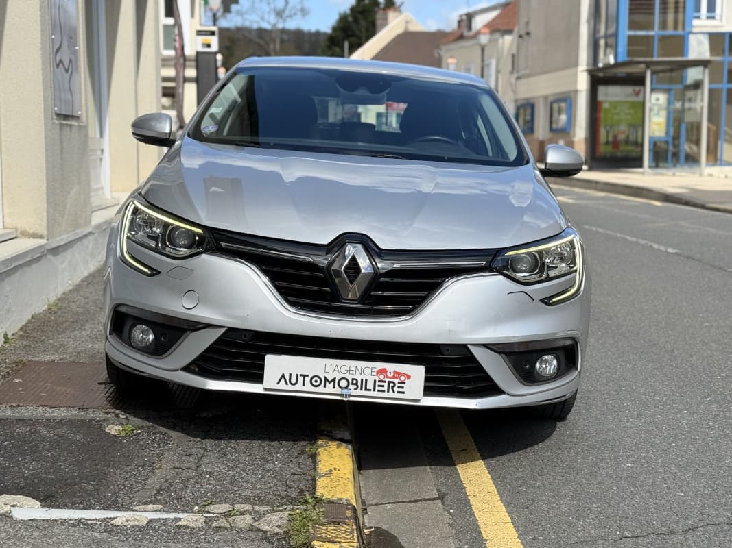 Renault MEGANE IV 1.2 TCe 130 Energy Zen - 2016 - 77500 km — photo 2
