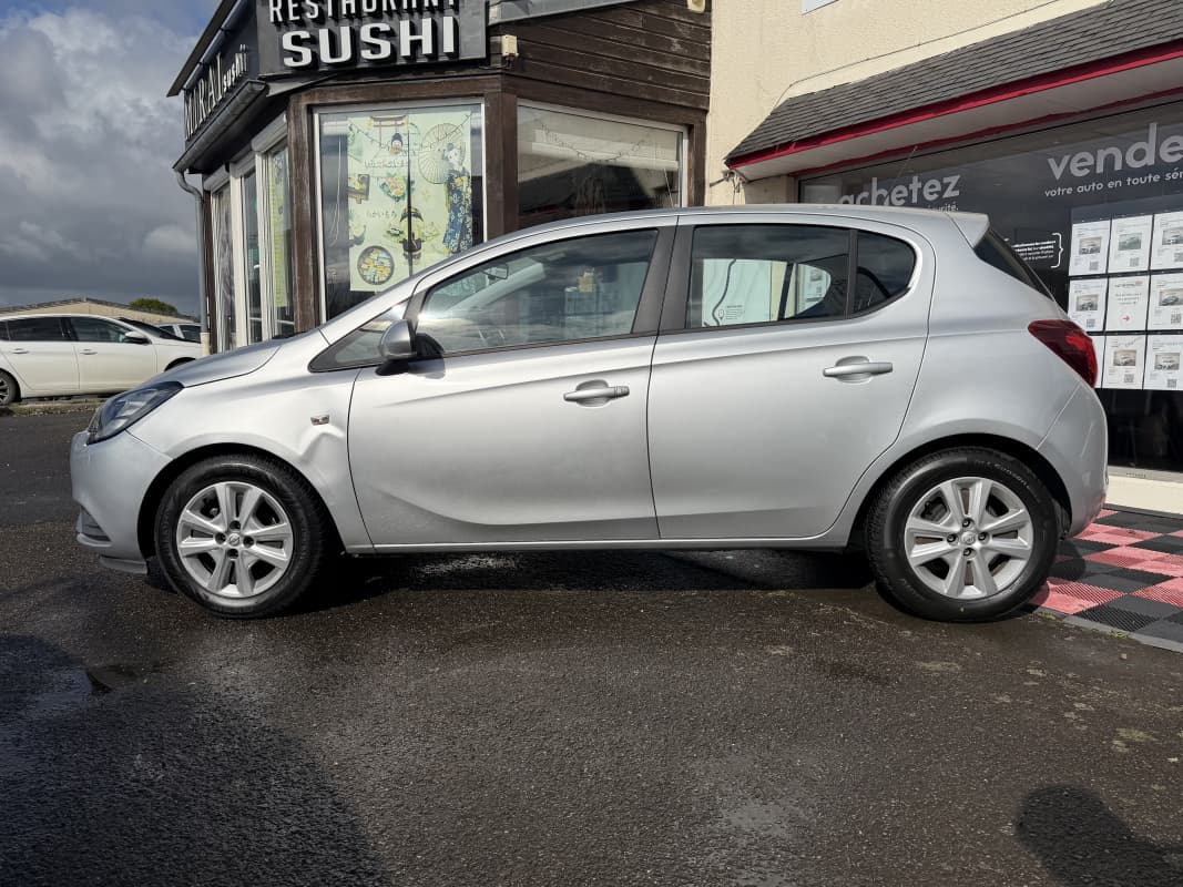 Opel Corsa 1,4 90 ch Edition - 2016 - 116 000 km - Essence — photo 2
