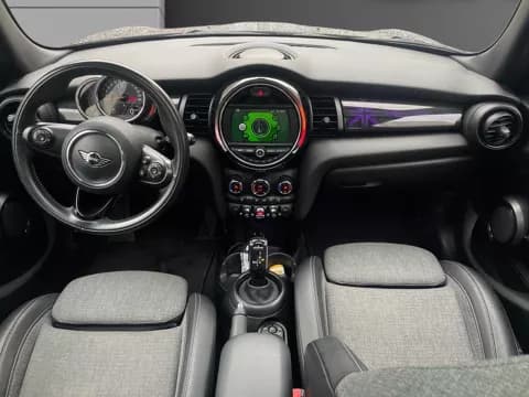 Mini One 102 CH Apple Carplay / Toit Ouvrant / Entretien Complet — photo 2