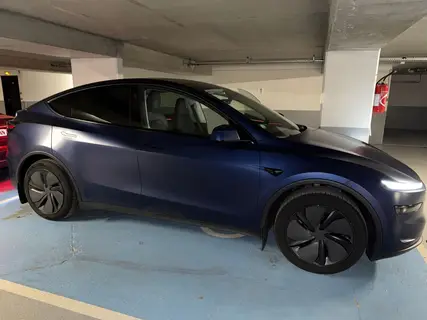 Tesla Model Y Phase 2 Juniper Grande Autonomie Propulsion Premium — Saint-Mandé