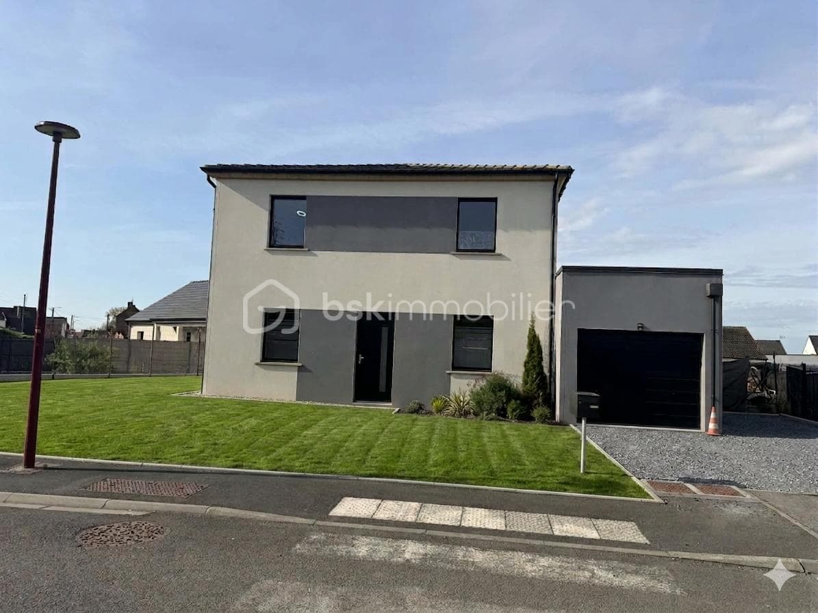 Maison contemporaine de 122 m² à Ostricourt à 59162 Ostricourt — 266 500 €
