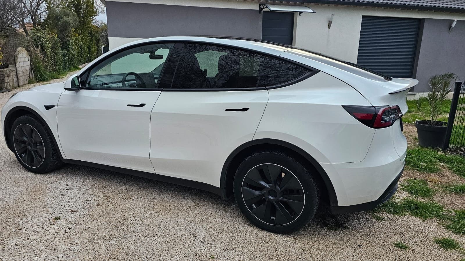 Tesla Model Y Propulsion - Autopilot — photo 3