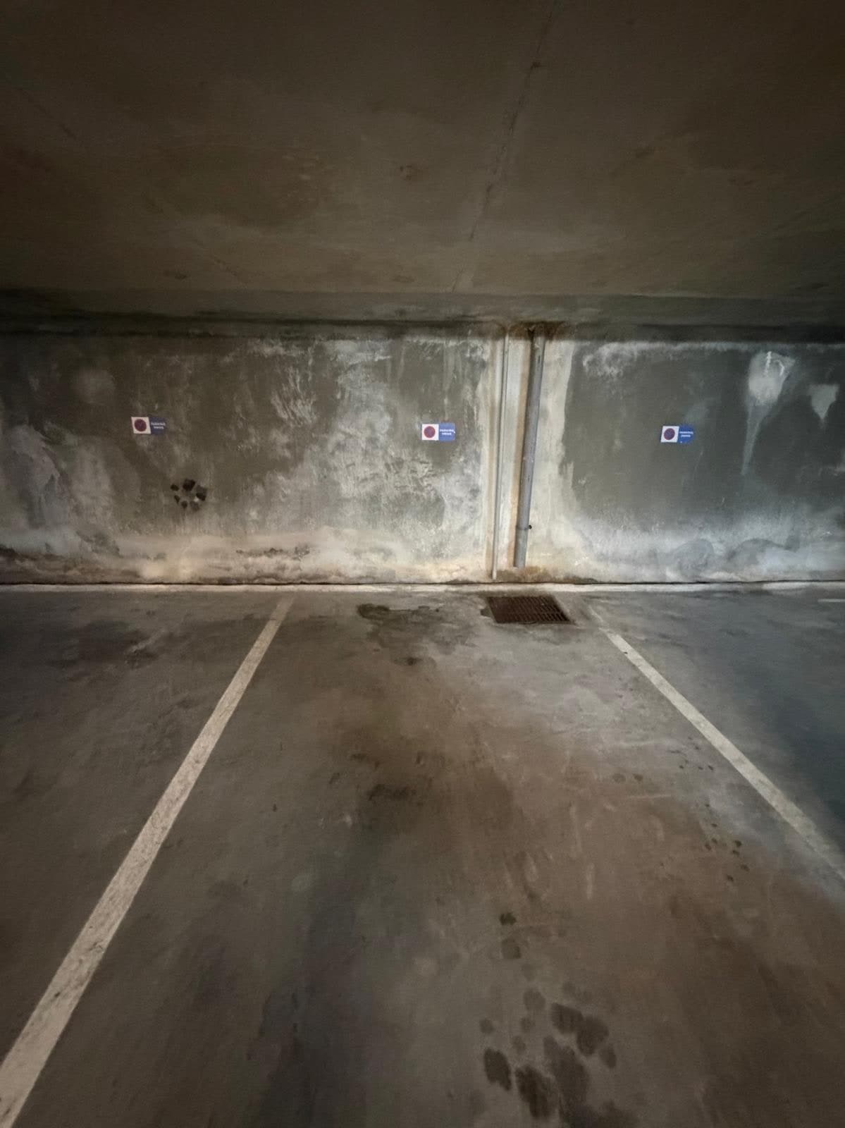 Places de parking en sous terrain - CANNES CENTRE — photo 2