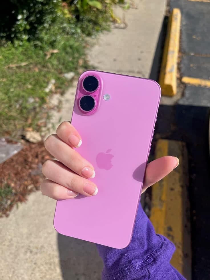 Iphone 16 pro Max à Lille — 450 €