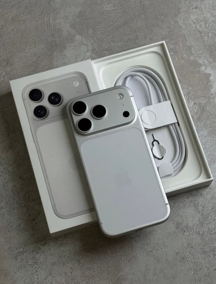 Iphone 17 pro Max à Marseille — 500 €