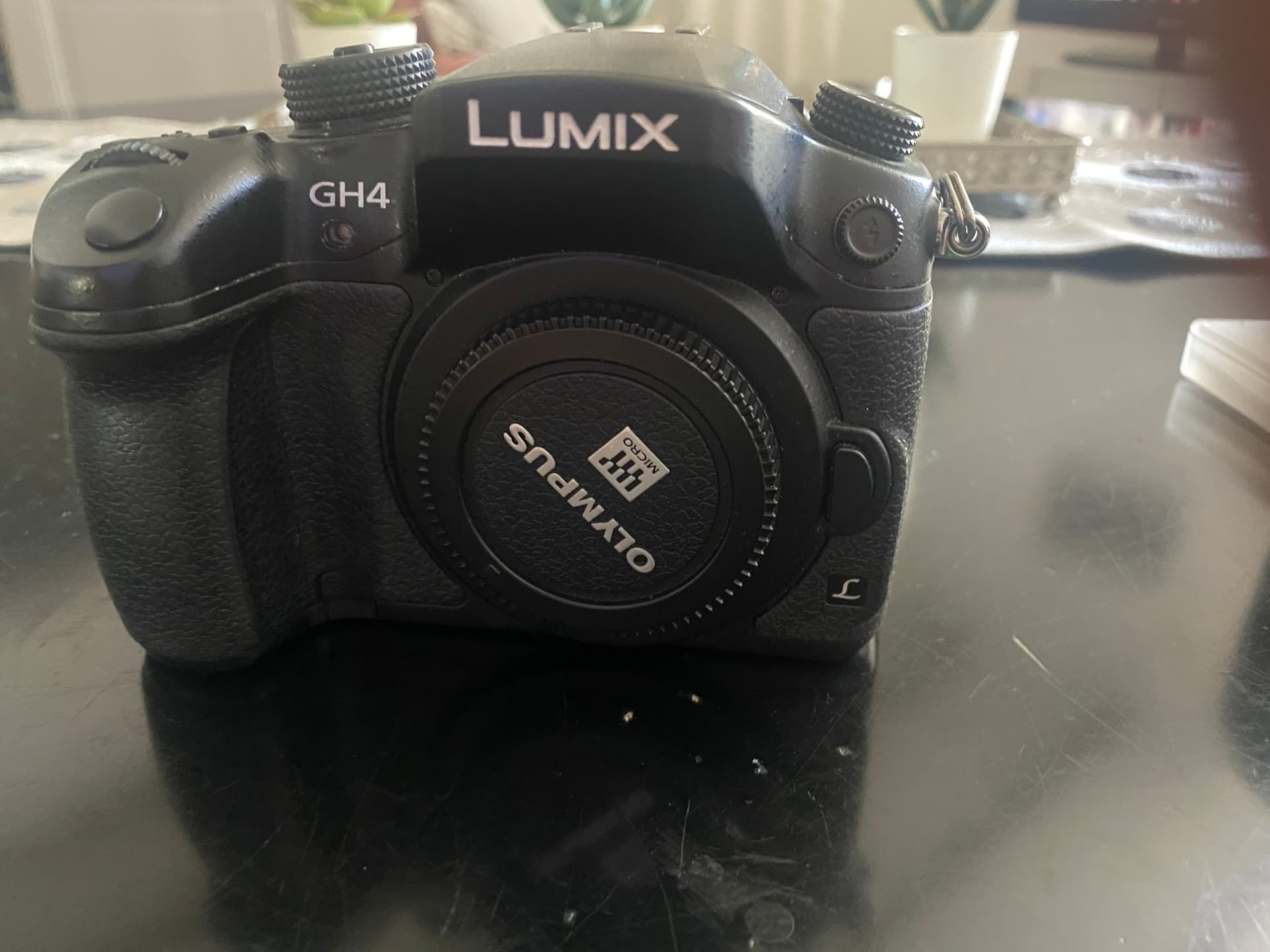 Pac débutant vidéaste Panasonic gh4 à marseille — 600 €