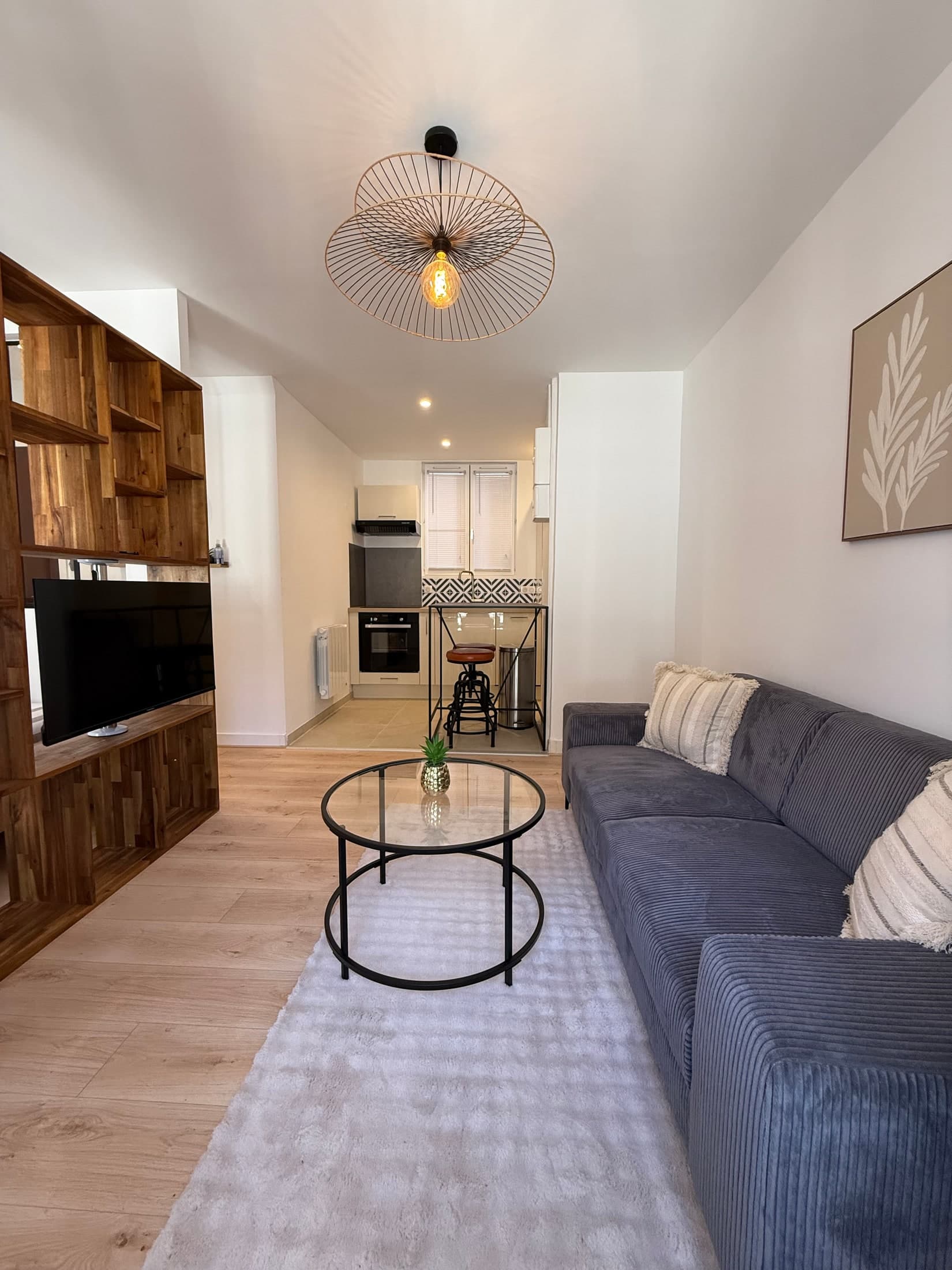Appartement moderne , entièrement rénové — photo 2