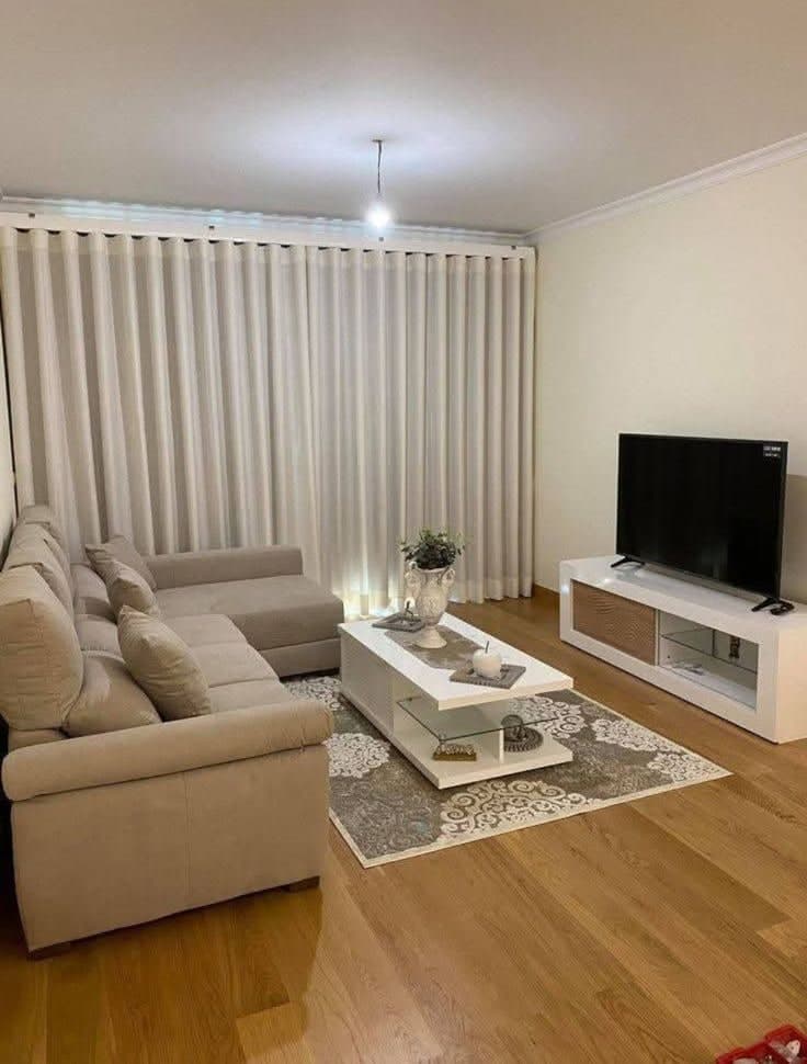 T2 meublé à Paris — 650 €