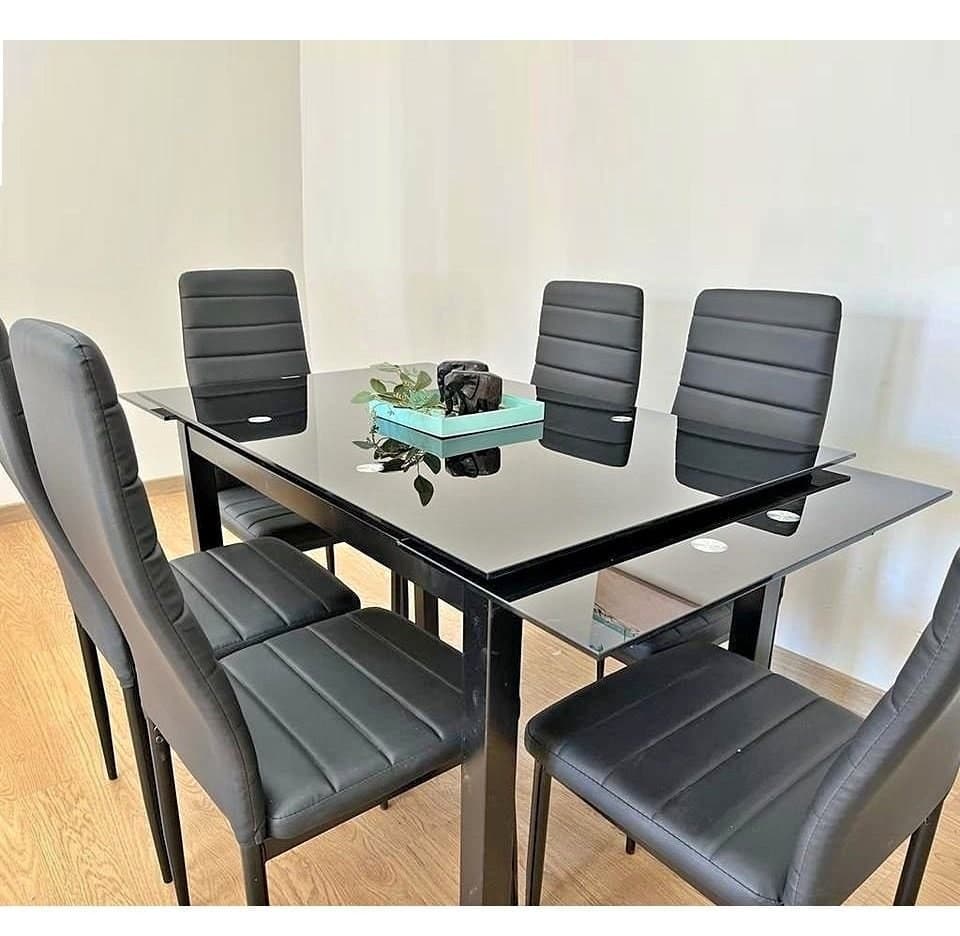 table avec 4 cheises