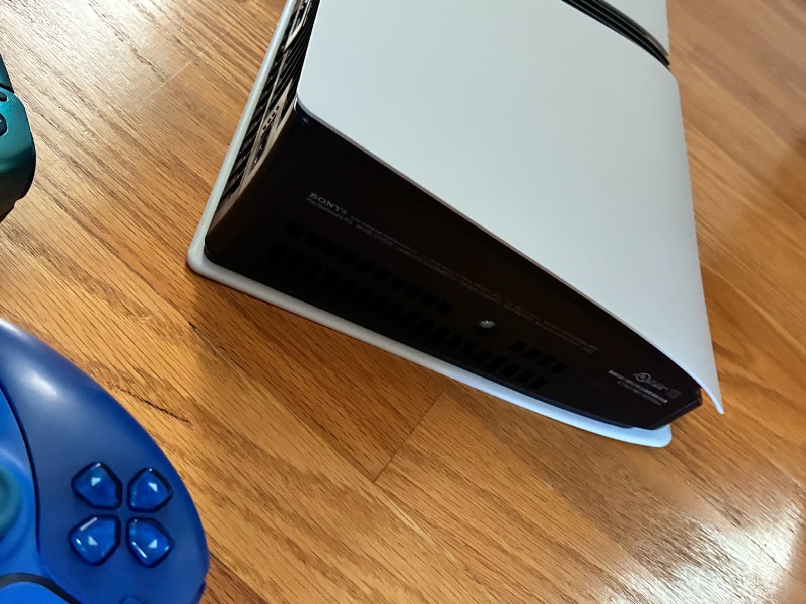 PS 5 pro — photo 3