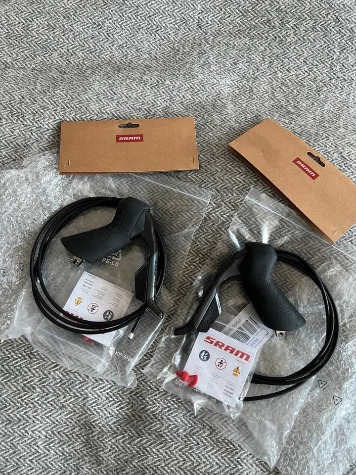 Manettes SRAM Rival AXS E1 — photo 2