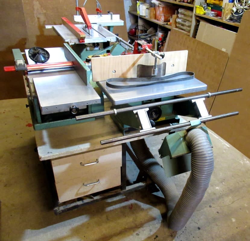 Machine à bois à 17100 — 1 000 €