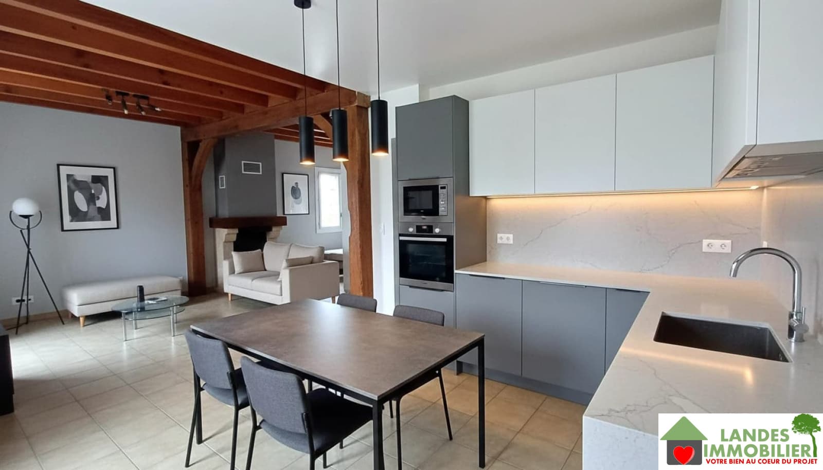 Maison 6 pièces 160m² avec 2 garages et dépendances sur 1500m² — photo 2