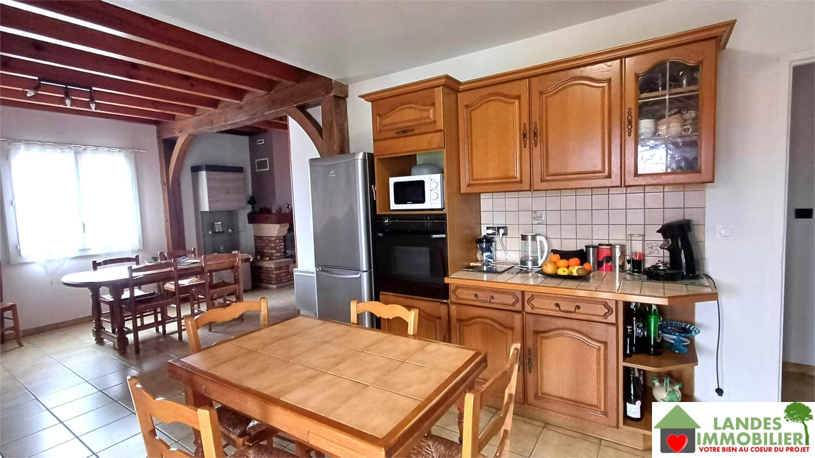 Maison 6 pièces 160m² avec 2 garages et dépendances sur 1500m² — photo 3