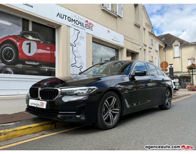BMW Série 5 530e TwinPower Turbo xDrive 292 ch BVA8 Business Design Noir 2022 à La Croix Verte — 29 990 €