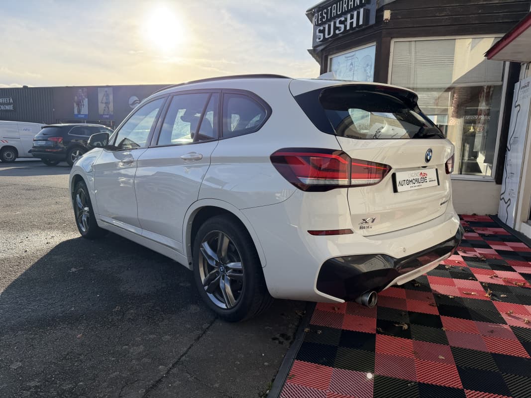 BMW X1 xDrive 25e 220 ch BVA6 M Sport Blanc - 2022 - 37000 km — photo 3