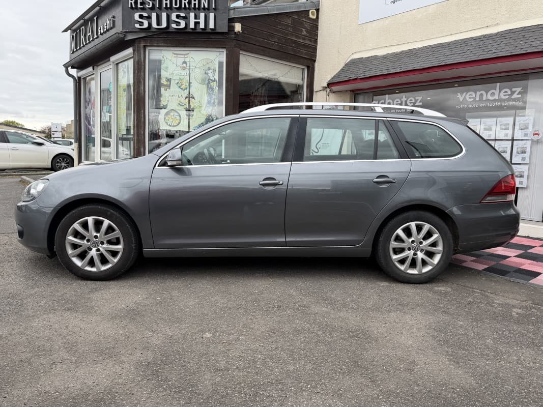 Volkswagen Golf 6 SW 1.6 TDI 105 FAP BlueMotion Confortline - 2013 — photo 2