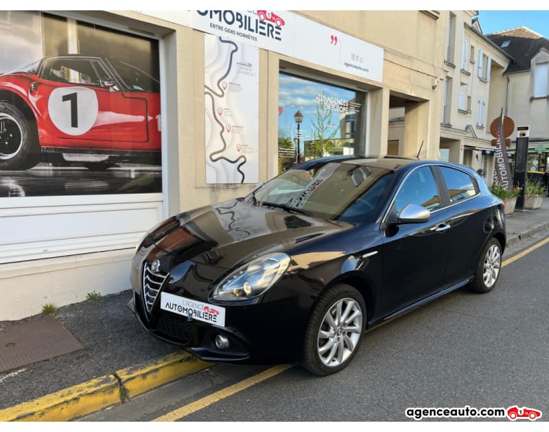 Alfa Romeo Giulietta 2.0 JTDm 150ch Distinctive Stop&Start à La Croix Verte — 8 490 €