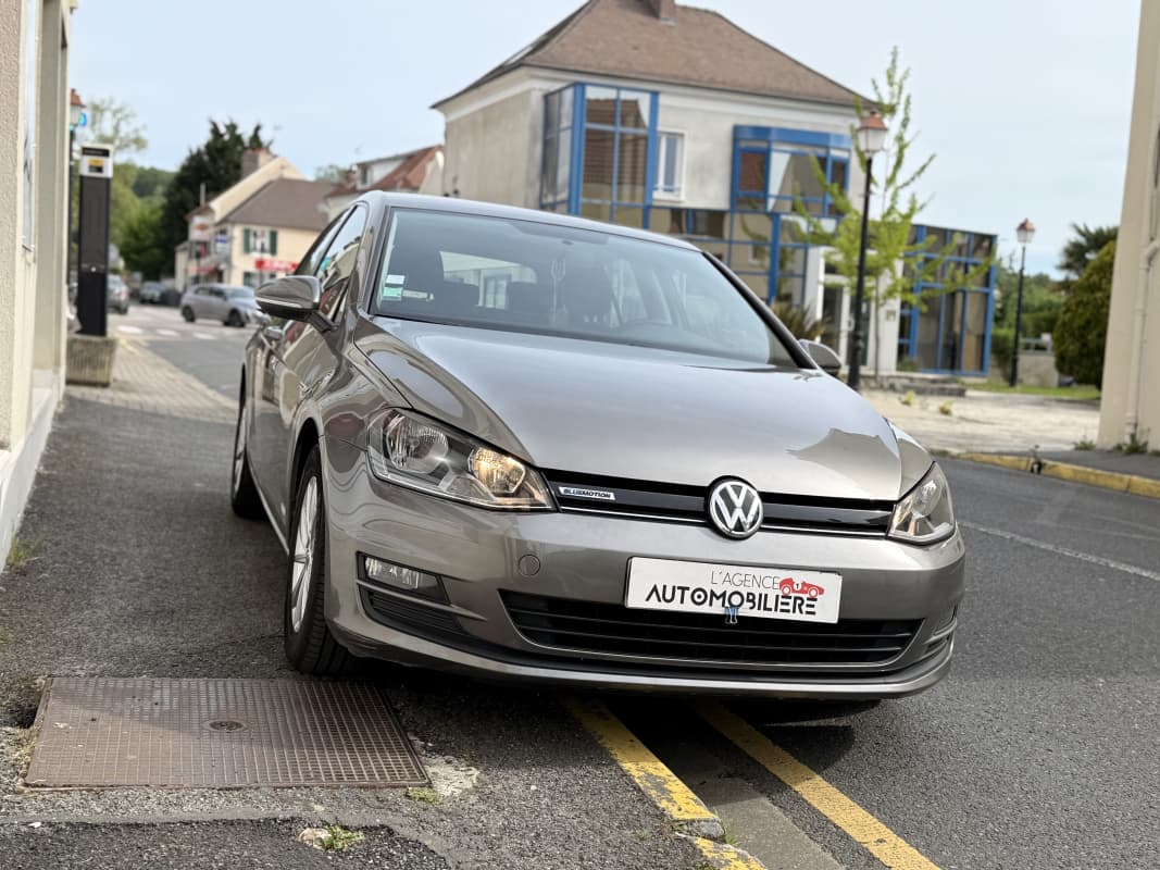 Volkswagen Golf 1.6 TDI 110CV Confortline Business - 2015 — photo 3