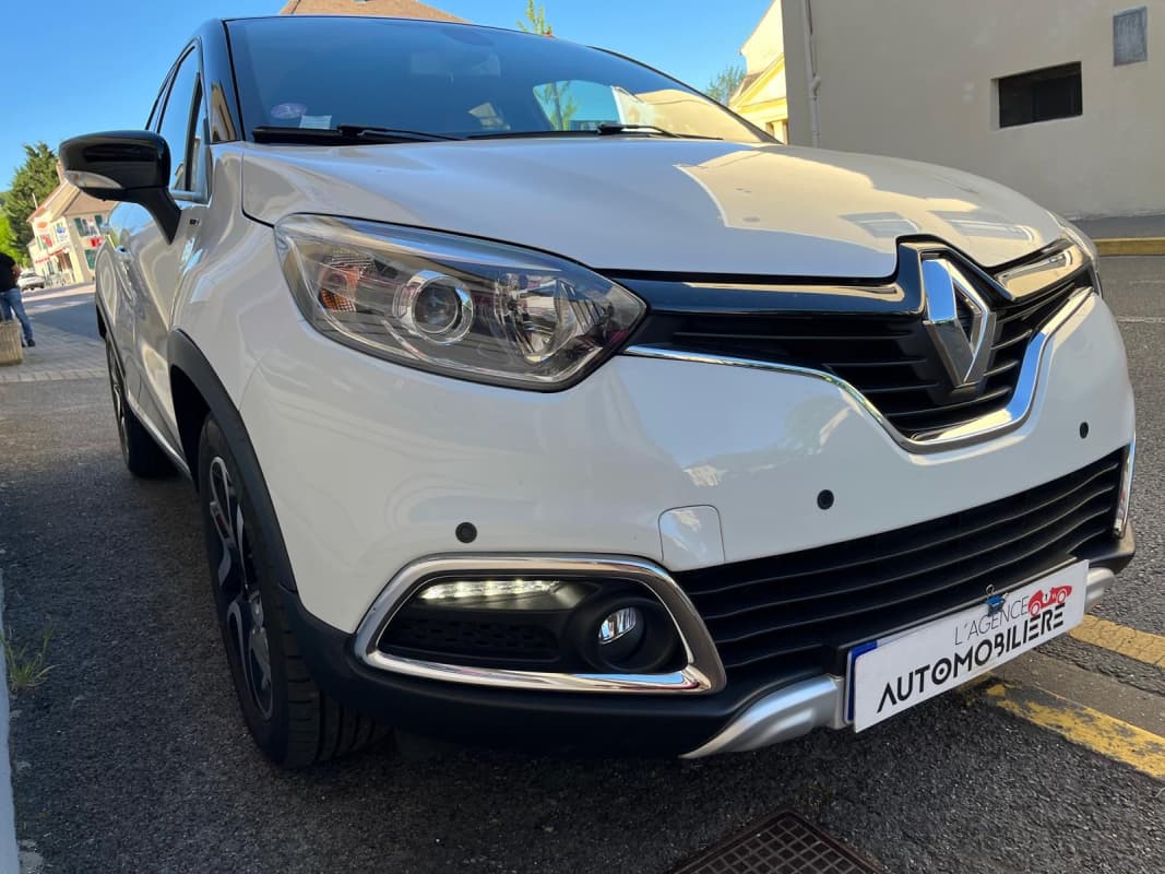 Renault Captur 1.2 TCE 120 EDC WAVE Blanc 2017 — photo 3