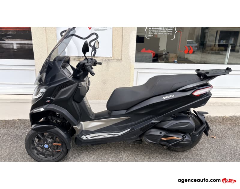 Piaggio MP3 530 HPE SPORT Noir 2022 Automatique Essence à La Croix Verte — 6 990 €